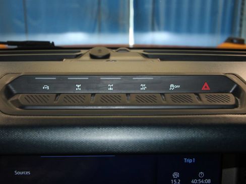 Used 2021 Ford Bronco First Edition AWD/4WD image 16