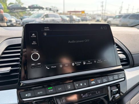 New 2026 Honda Odyssey EX-L image 8