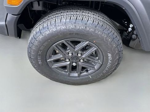 New 2026 Jeep Wrangler Sport AWD/4WD image 24