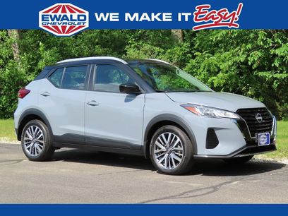 Used 2024 Nissan Kicks SV