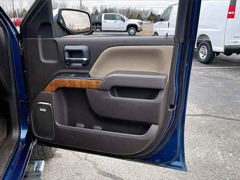 Used 2018 GMC Sierra 1500 SLT image 29