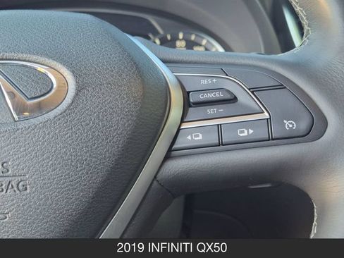 Used 2019 INFINITI QX50 Luxe w/ Navigation Package AWD/4WD image 21