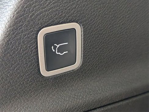 New 2026 Chrysler Pacifica Select image 27