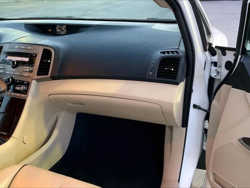 Used 2009 Toyota Venza image 17