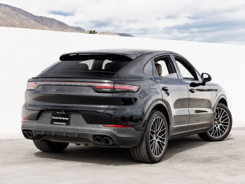 Certified 2021 Porsche Cayenne Coupe image 7
