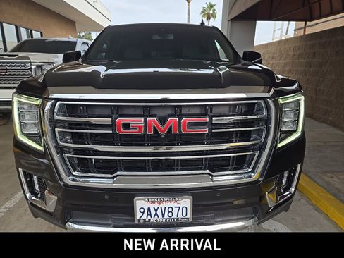 Certified 2022 GMC Yukon XL SLT w/ SLT Luxury Package image 1