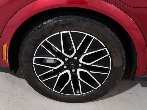 Used 2025 Ford Mustang Mach-E Premium image 23