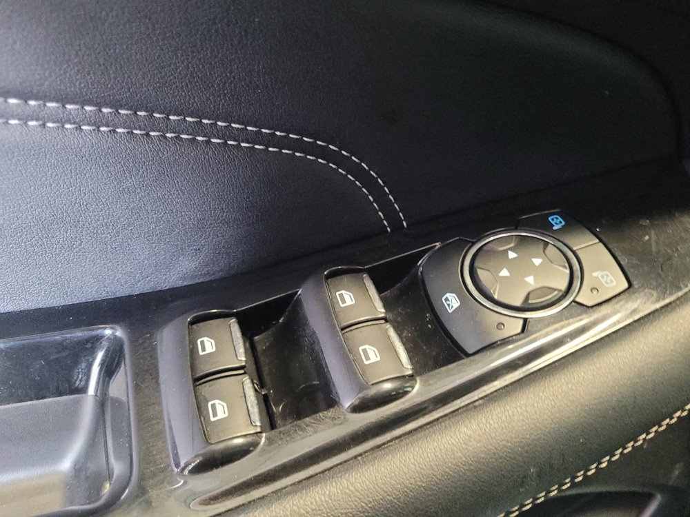 Used 2019 Ford Edge Titanium w/ Equipment Group 301A AWD/4WD image 27