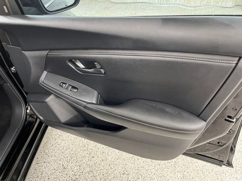 Used 2025 Nissan Sentra S FWD image 16