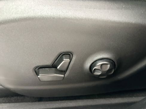 Used 2021 Jeep Cherokee Altitude image 17