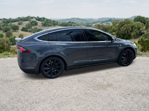 Used 2019 Tesla Model X Long Range AWD/4WD image 11