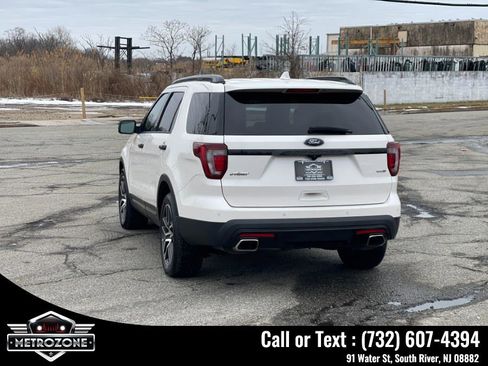 Used 2016 Ford Explorer Sport w/ Equipment Group 401A image 5