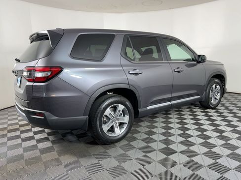 New 2025 Honda Pilot EX-L image 7
