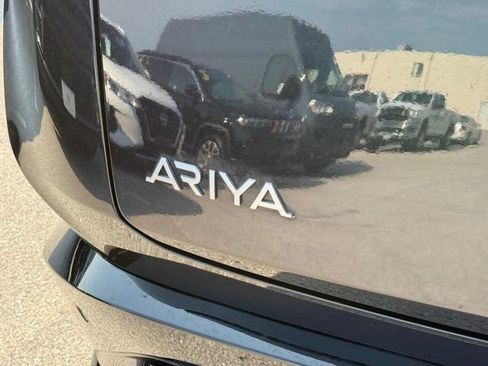 Used 2024 Nissan Ariya FWD image 7