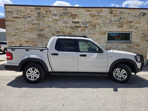 Used 2008 Ford Explorer Sport Trac XLT RWD image 6