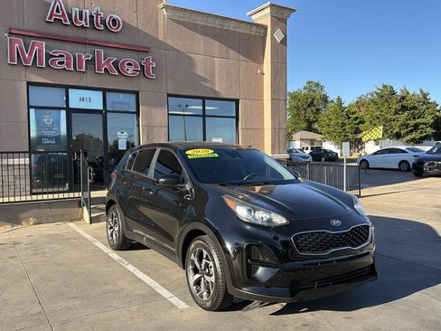 Used 2020 Kia Sportage LX FWD image 3