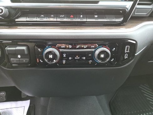 New 2026 Chevrolet Silverado 1500 LT image 57