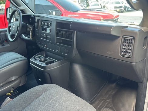 Used 2024 GMC Savana 2500 w/ Driver Convenience Package RWD image 11