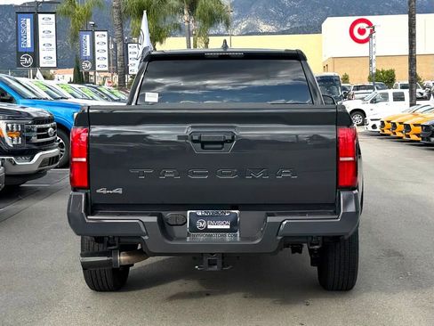 Used 2025 Toyota Tacoma SR5 image 7