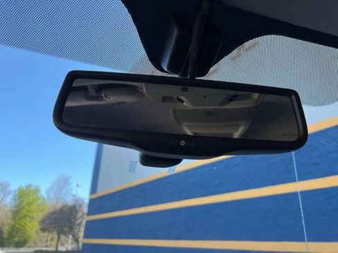 Used 2013 Chrysler Town & Country Touring-L w/ Entertainment Group #2 image 17