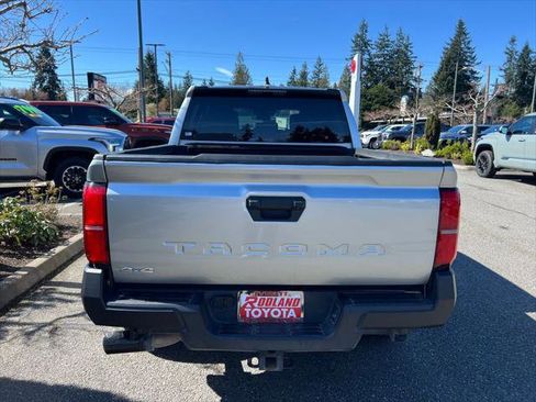 Certified 2025 Toyota Tacoma SR AWD/4WD image 7