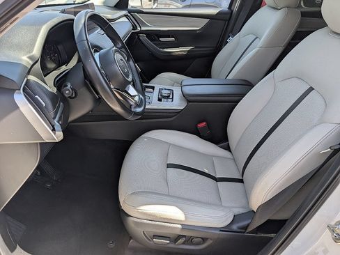 Used 2024 MAZDA CX-90 Plug-In Hybrid w/ Preferred AWD/4WD image 26