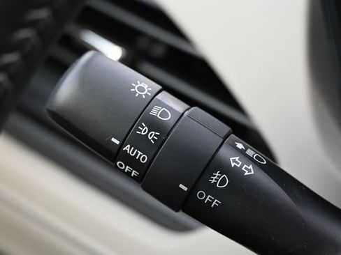 New 2026 Subaru Forester Premium image 32