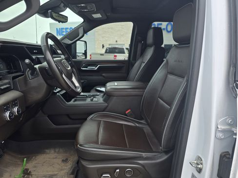 Used 2024 GMC Sierra 2500 Denali w/ Denali Reserve Package image 12