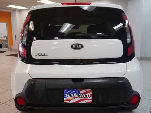 Used 2016 Kia Soul w/ Convenience Package FWD image 11