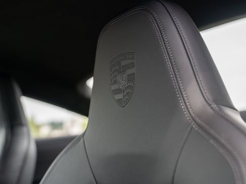 Used 2024 Porsche 911 GT3 RWD image 14