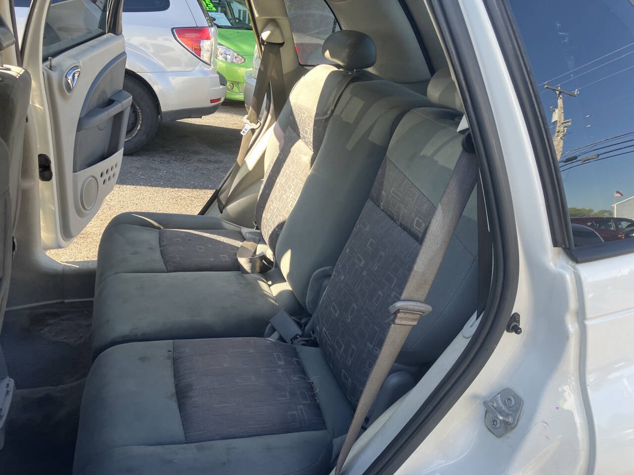Used 2009 Chrysler PT Cruiser FWD image 22