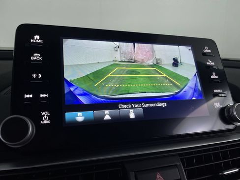 Used 2022 Honda Accord Sport image 15