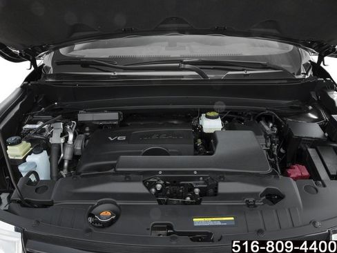 Used 2018 Nissan Pathfinder SV w/ SV Tech Package AWD/4WD image 17