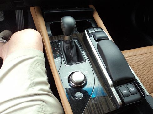Used 2013 Lexus GS 350 w/ Luxury Pkg RWD image 11