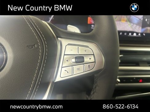 New 2026 BMW X7 xDrive40i image 17
