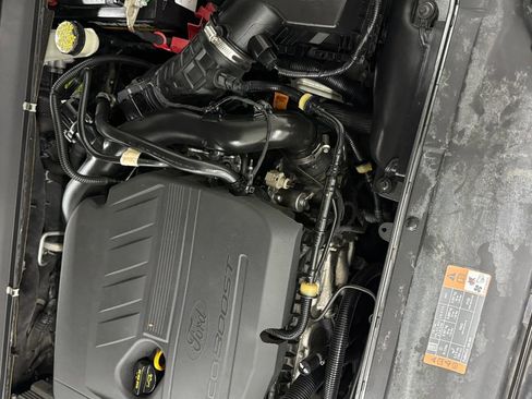 Used 2016 Ford Fusion SE w/ Equipment Group 202A image 36