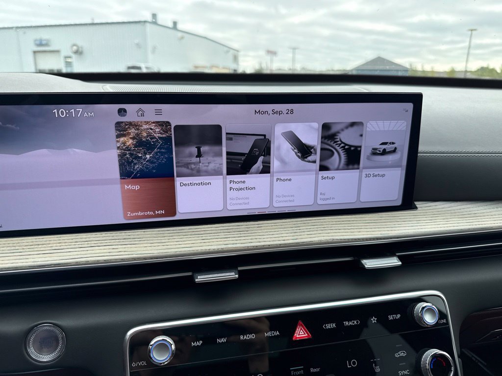 Used 2025 Genesis GV80 3.5T Prestige AWD/4WD image 15