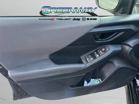 Used 2024 Subaru Crosstrek 2.0i Premium AWD/4WD image 15