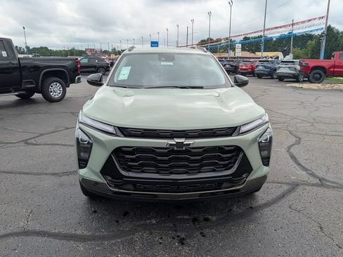New 2026 Chevrolet Trax ACTIV w/ Driver Confidence Package FWD image 2