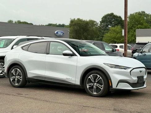 Used 2021 Ford Mustang Mach-E Select w/ Comfort/Appearance Package AWD/4WD image 30