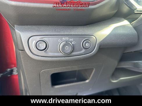 Used 2023 Chevrolet TrailBlazer RS w/ Sun and Liftgate Package image 8