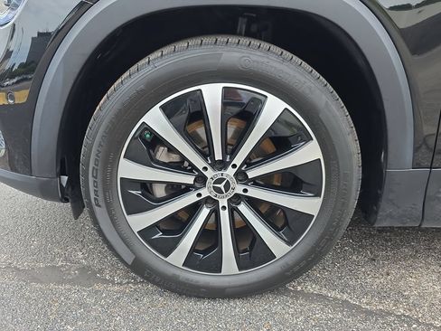 Certified 2022 Mercedes-Benz GLB 250 image 9