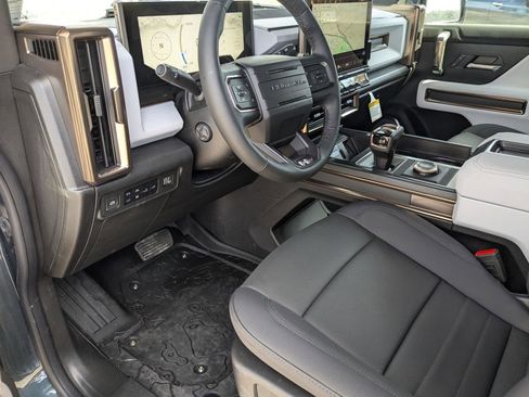 New 2025 GMC Hummer EV 2X image 12
