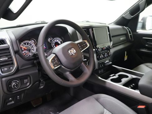 New 2026 RAM 1500 4x4 Crew Cab image 18