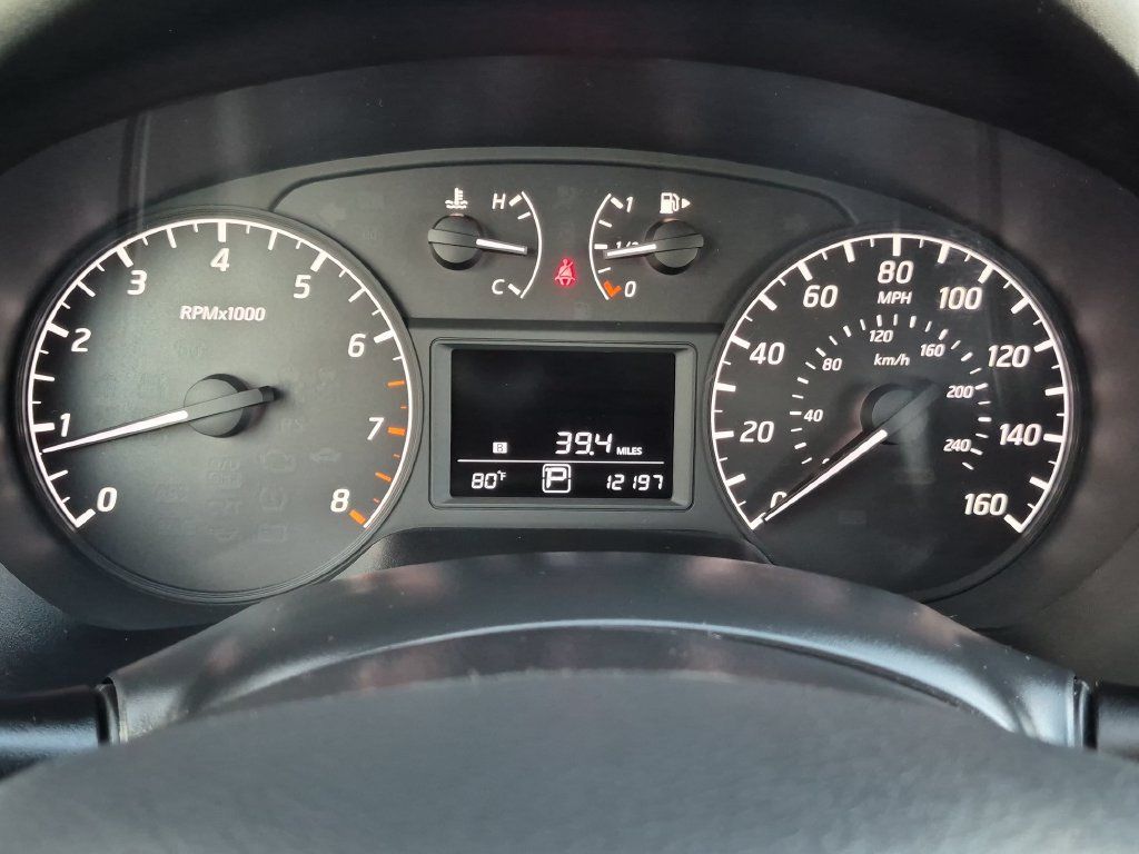 Used 2014 Nissan Sentra S FWD image 27