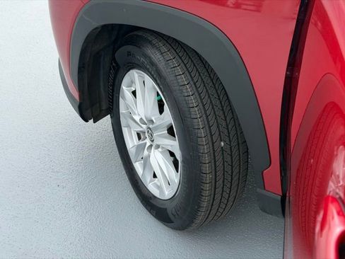 Used 2022 Toyota Corolla Cross LE image 24