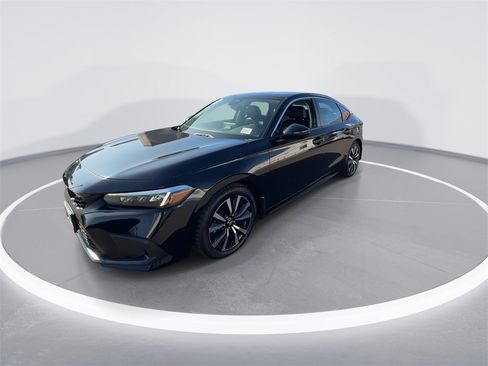 Used 2023 Honda Civic EX-L image 5