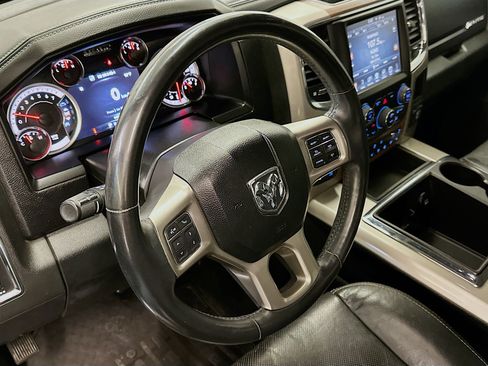 Used 2015 RAM 1500 Laramie w/ Convenience Group image 18