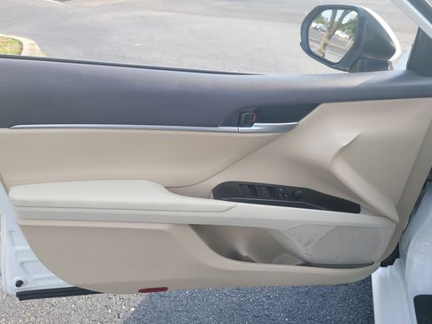 Used 2024 Toyota Camry LE image 15