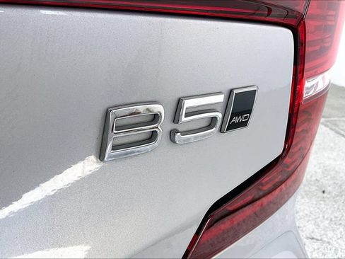 Used 2024 Volvo S60 B5 Plus AWD/4WD image 40